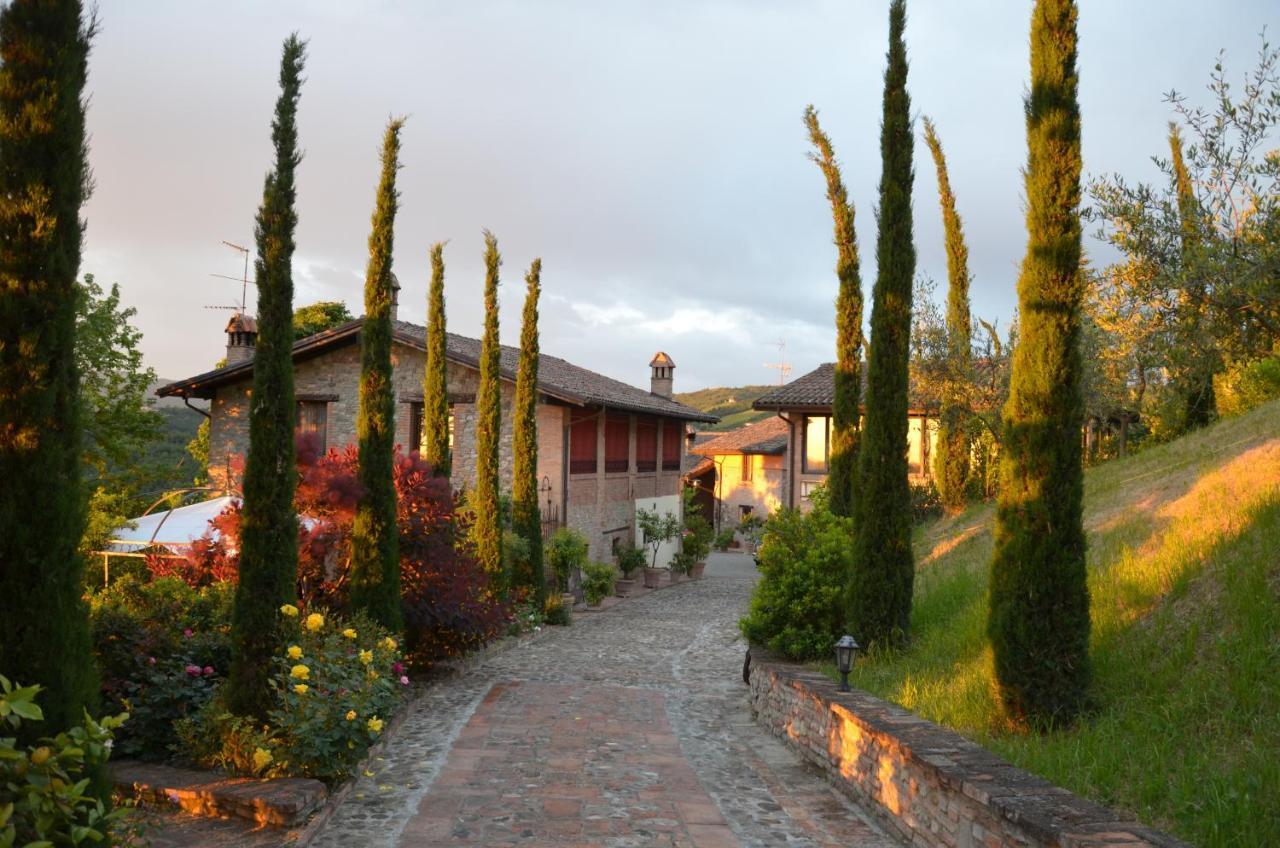 Hostal La Buca Castello di Serravalle Exterior foto